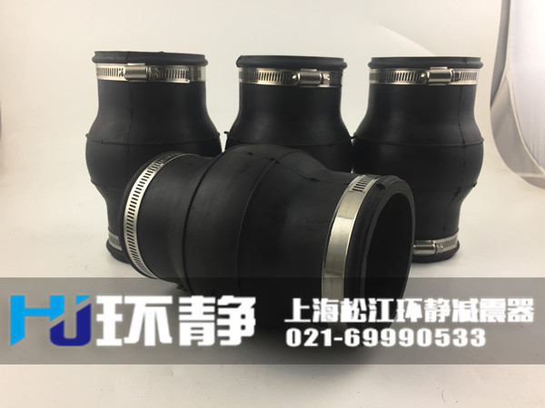 香港港島筲箕灣卡箍式<a href=http://www.udrills.com target=_blank class=infotextkey>可曲撓橡膠接頭</a>發(fā)貨現(xiàn)場